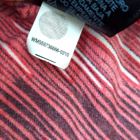 Norma Kamali red faux wrap dress 2 - Picture 13 of 13